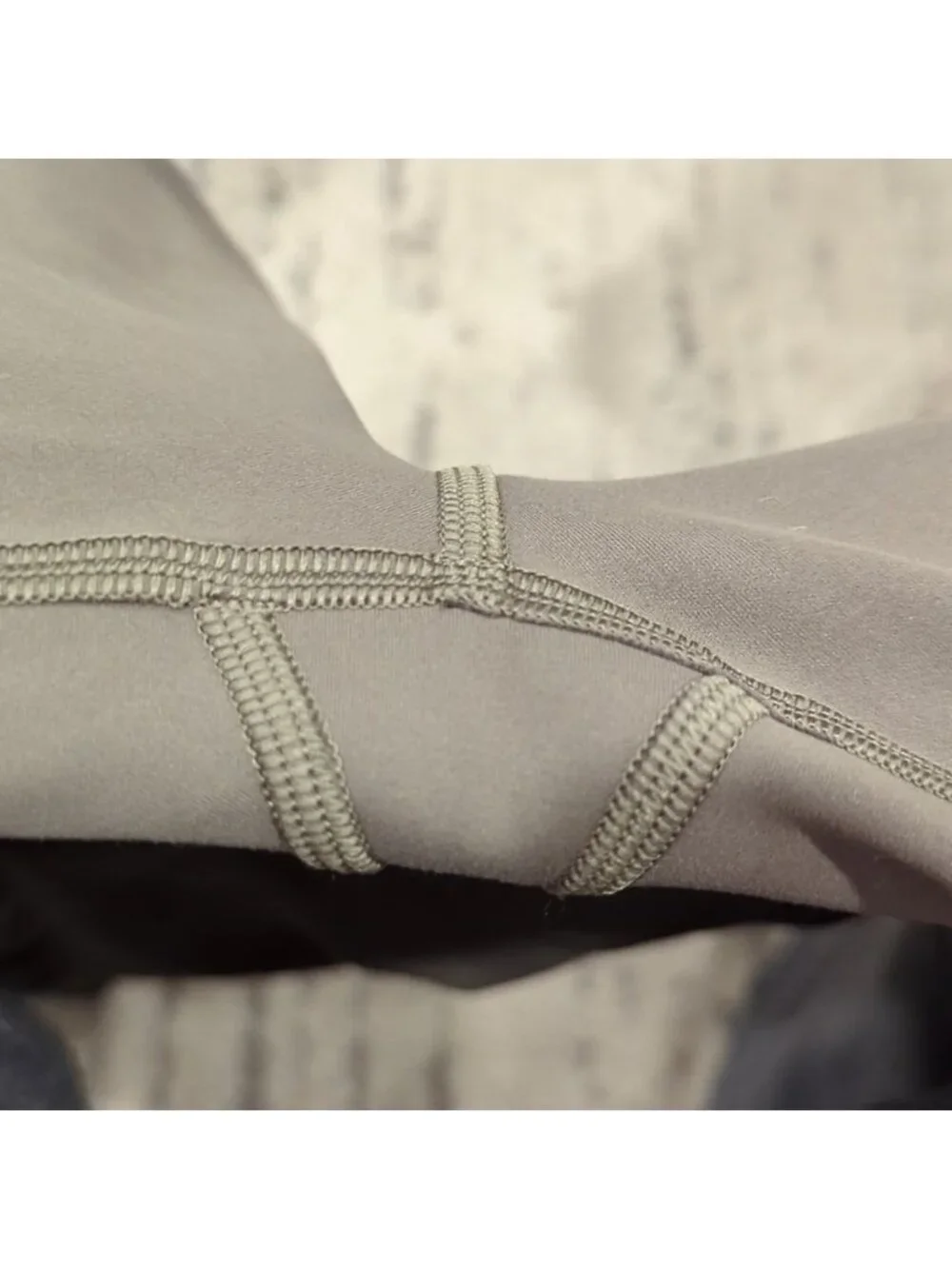 Lululemon In Movement Crop *Everlux 19